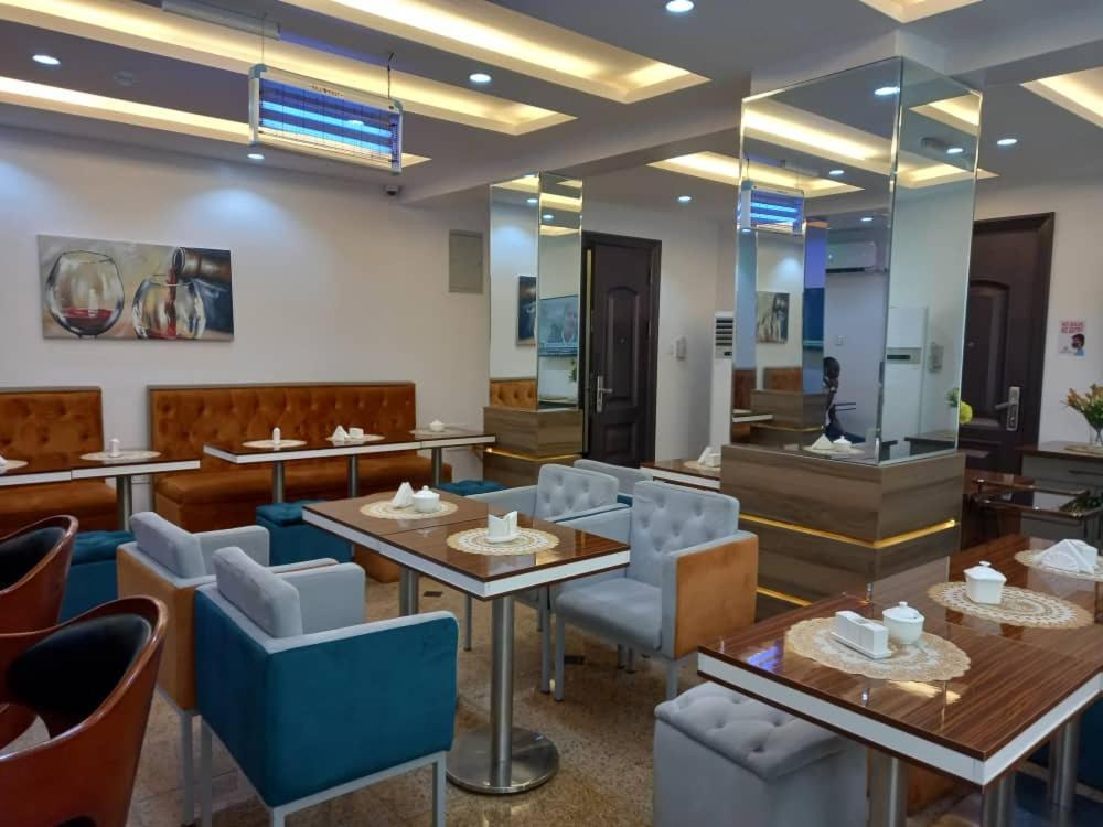 God'S Touch Apartments Signature ラゴス エクステリア 写真